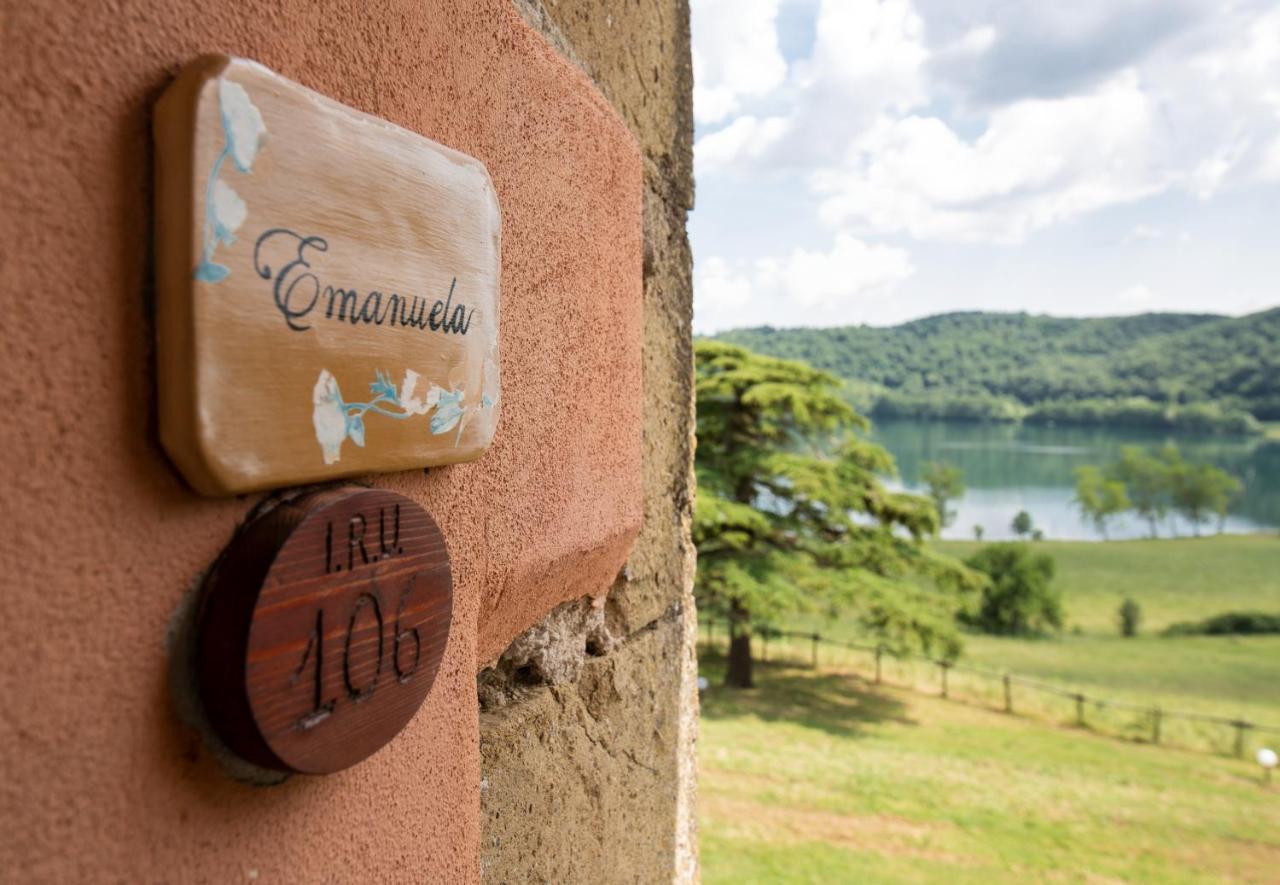 Agriturismo Lago Di Mezzano Valentano Exterior foto
