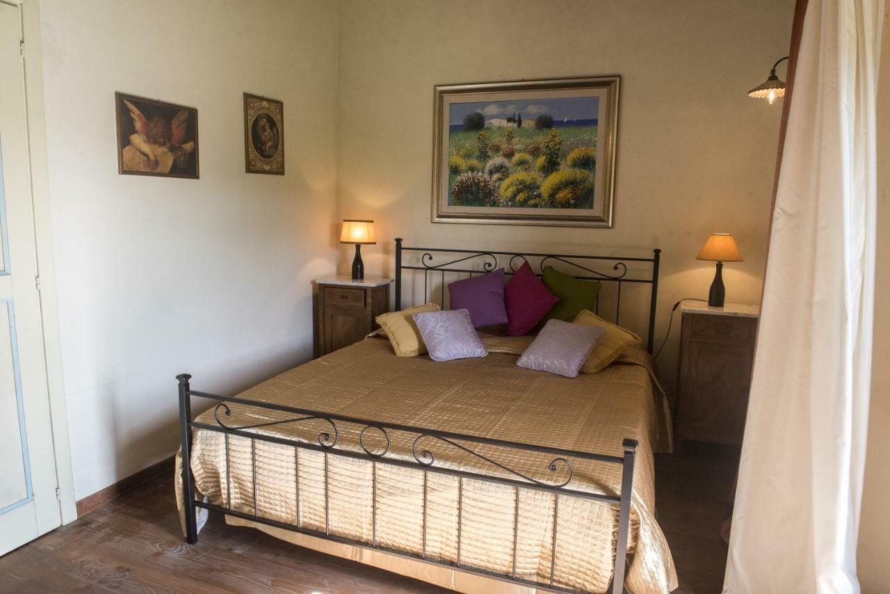 Agriturismo Lago Di Mezzano Valentano Exterior foto